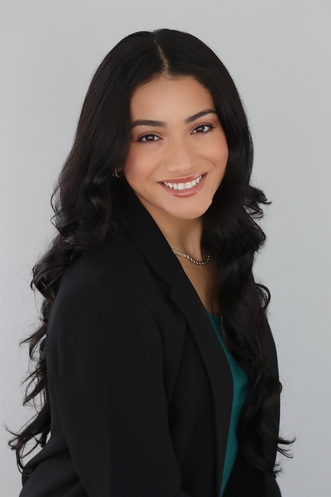 Samantha Medina is our bilingual Legal Assistant at Lauren Jackson Law